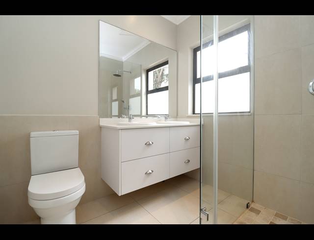 4 BEDROOM HOUSE FOR SALE IN NORWOOD